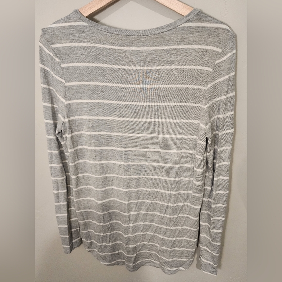 Downeast Grey Striped Long Sleeve - Picture 2 of 3
